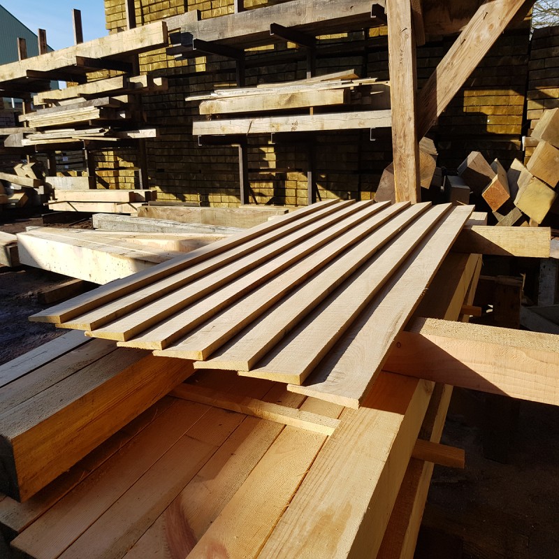 Lightweight Oak Featheredge Cladding UK Timber