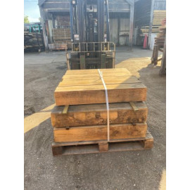 Pallet of Planned All Round Oak Flat Top 4 Way Bollard - FREE DELIVERY