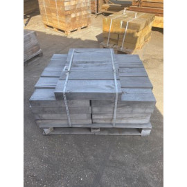 Pallet of 45 600 x 190 x 90 PAR & Bev Untreated Oak Sleepers - FREE DELIVERY