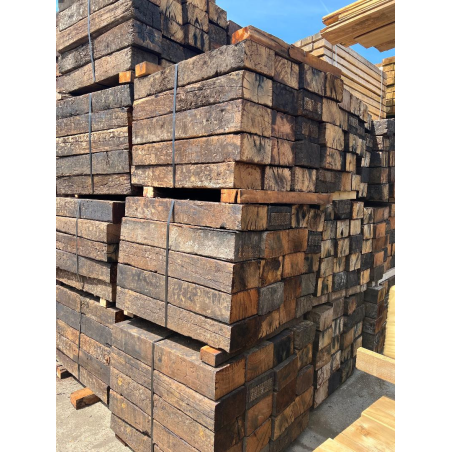 Reclaimed Oak Sleepers 1000x250x150 - Pallet of 30 Free Express Delivery!