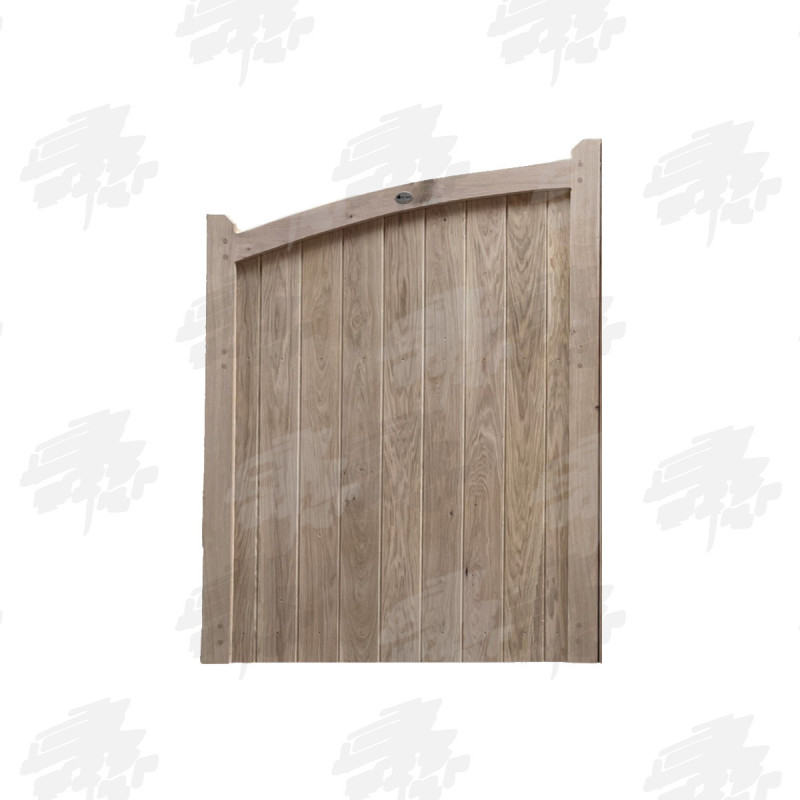 Oak Curved Top Closeboard Driveway Gate