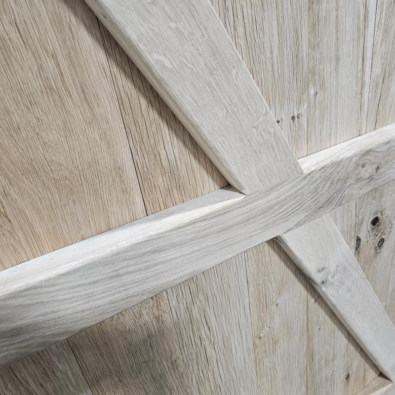 Pair of Solid European Oak Flat Top Closeboard Driveway Gates