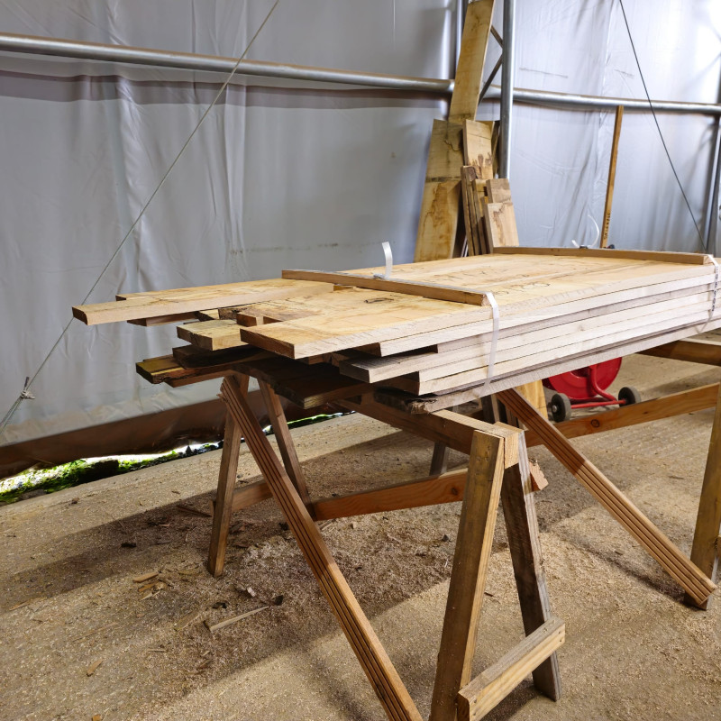 Kiln Dried 27mm European Oak Boards - A/B Grade, 50 Boards (0.21m3) - Pack nr EAB902