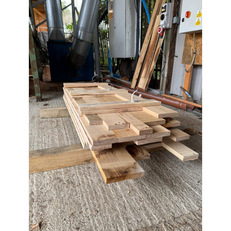 Kiln Dried 27mm Defected European Oak Boards - A/B Grade, 29 Boards (0.20m3) - Pack Ref. SE-EO-AB-27-1020