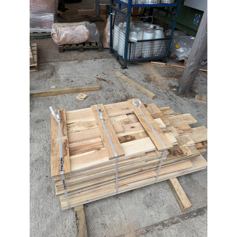 Kiln Dried 27mm Defected European Oak Boards - B/C Grade, 25 Boards (0.18m3) - Pack Ref. SE-EO-BC-27-1023