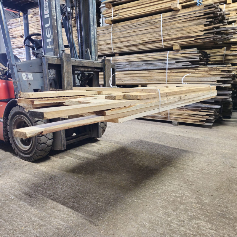 Kiln Dried 27mm European Oak Boards - B/C Grade, 26 Boards (0.175m3) - Pack Ref. SE-EO-BC-27-1027
