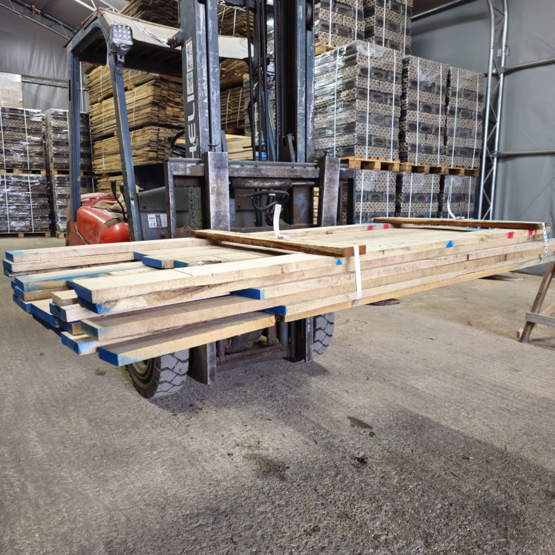 Kiln Dried 25mm American White Oak Boards - B/C Grade, 105 Boards (0.44m3) - Pack nr SE-AW-BC-25-1033