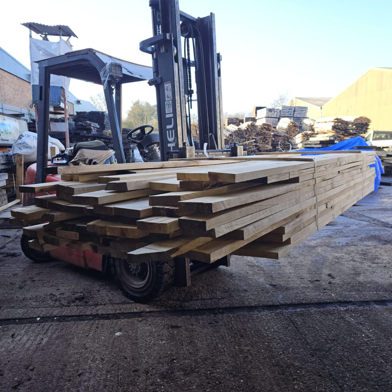 Kiln Dried 28mm English Ash Oak Boards - Prime Grade, 107 Boards (0.776m3) - Pack nr SE-EA-CL-28-1038