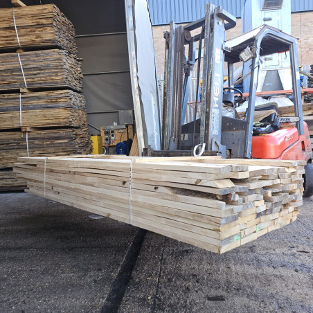 Kiln Dried 28mm English Ash Oak Boards - Character Grade, 90 Boards (0.684m3) - Pack nr SE-EA-CH-28-1040