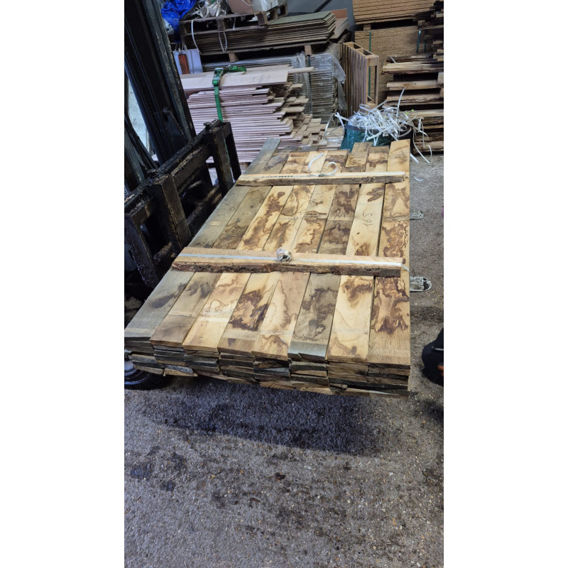 Kiln Dried 22mm European Oak Boards - B/C Grade, 56 Boards (0.232M3) - Pack Ref. SE-EO-BC-KD-22-1054