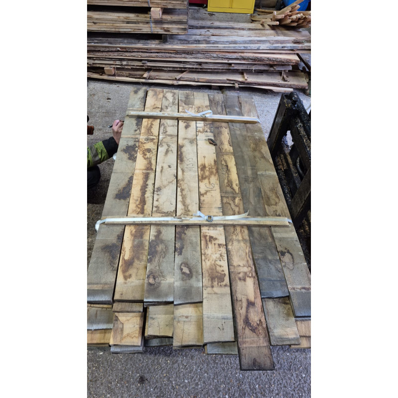 Kiln Dried 22mm European Oak Boards - Rustic Grade, 64 Boards (0.273M3) - Pack Ref. SE-EO-RU-KD-22-1052