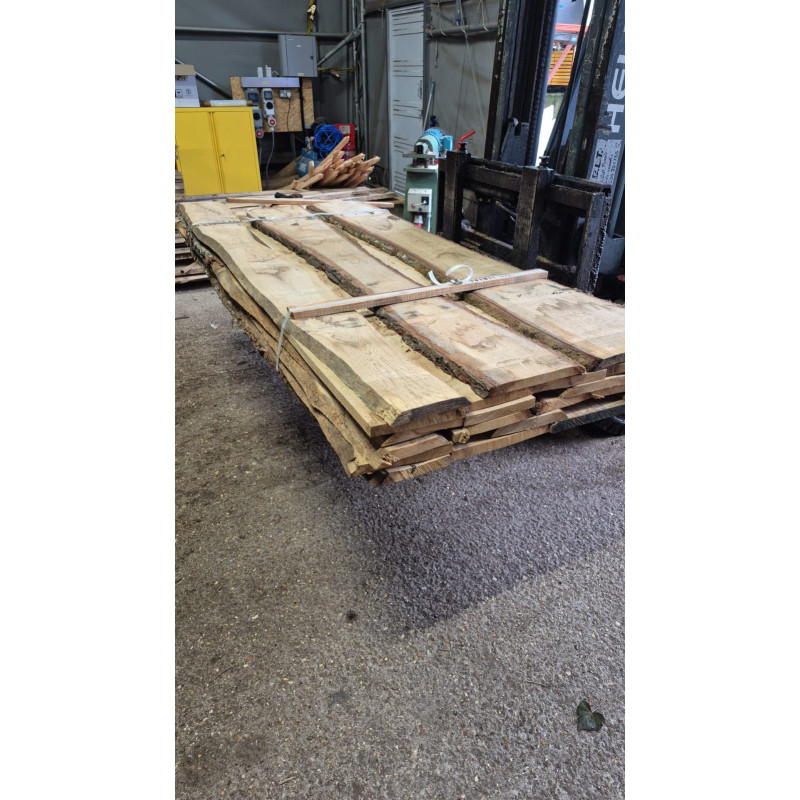 Kiln Dried 27mm European Oak Boards - A/B Grade, 22 Boards (0.22M3) - Pack Ref. WE-EO-AB-KD-27-1042