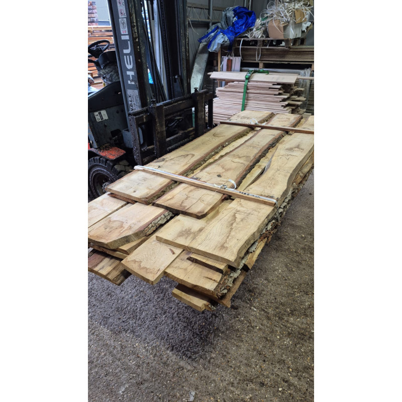 Kiln Dried 27mm European Oak Boards - A/B Grade, 22 Boards (0.22M3) - Pack Ref. WE-EO-AB-KD-27-1042
