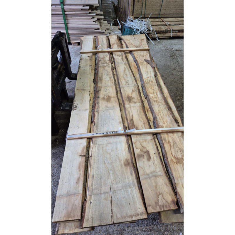 Kiln Dried 27mm European Oak Boards - A/B Grade, 26 Boards (0.20M3) - Pack Ref. WE-EO-AB-KD-27-1044