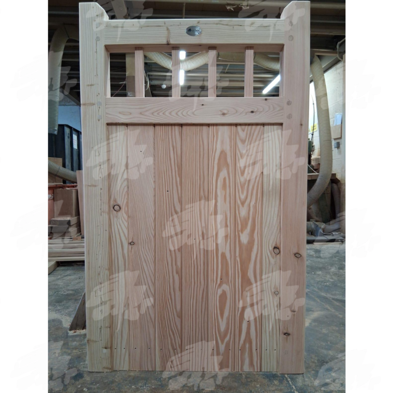 Pair of British Douglas Fir Flat Top Cottage Style Driveway Gates | Buy Online from the Experts at UK Timber