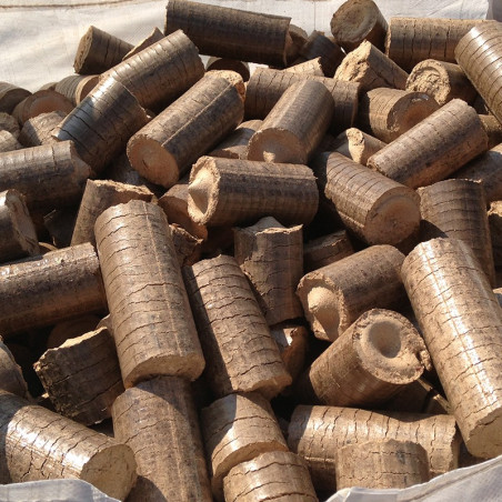 Firewood Logs & Wood Briquettes