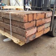 Reclaimed Sleeper Pallets